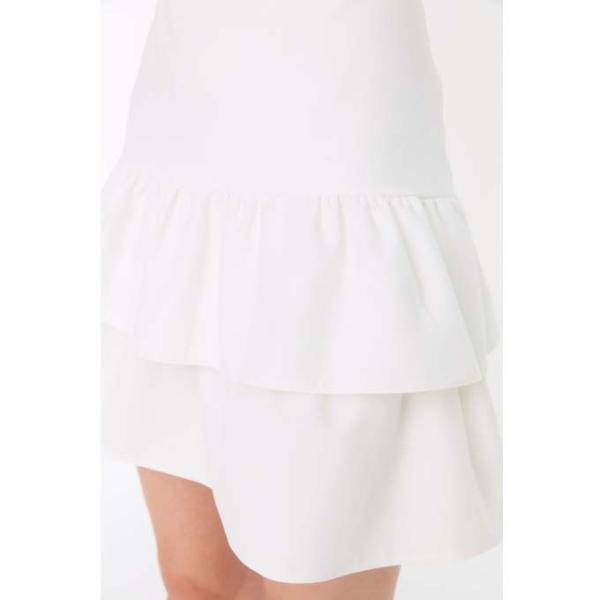 Robe Courte À Volants Et Doublure Écrue